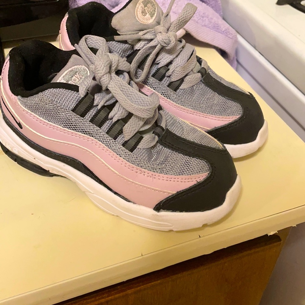 Kid’s Nike AirMax